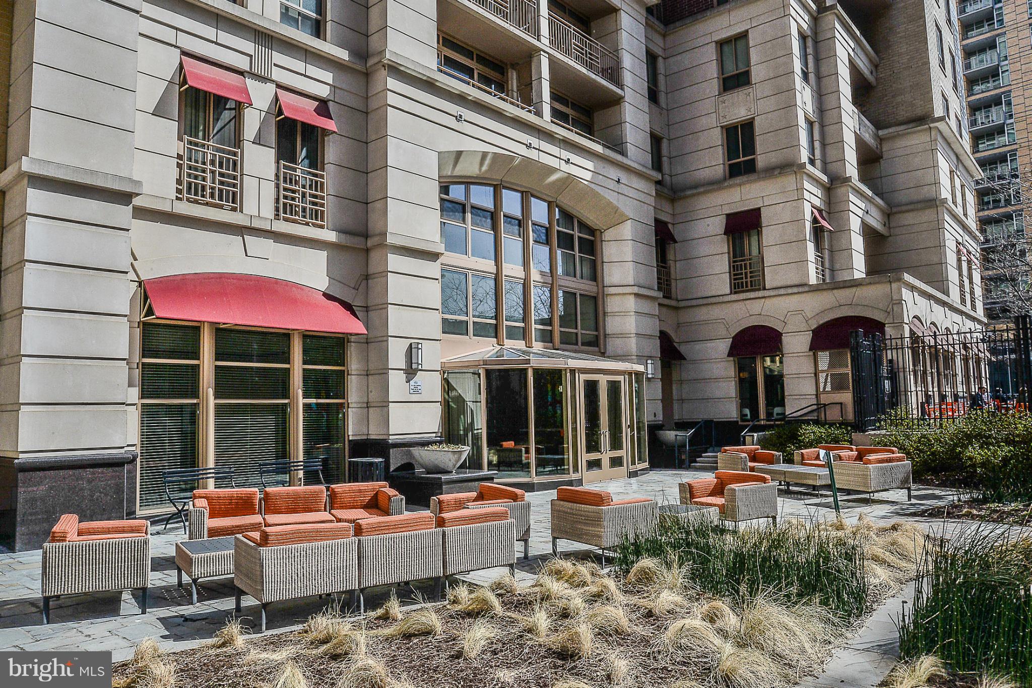 LIBERTY CENTER - Residential