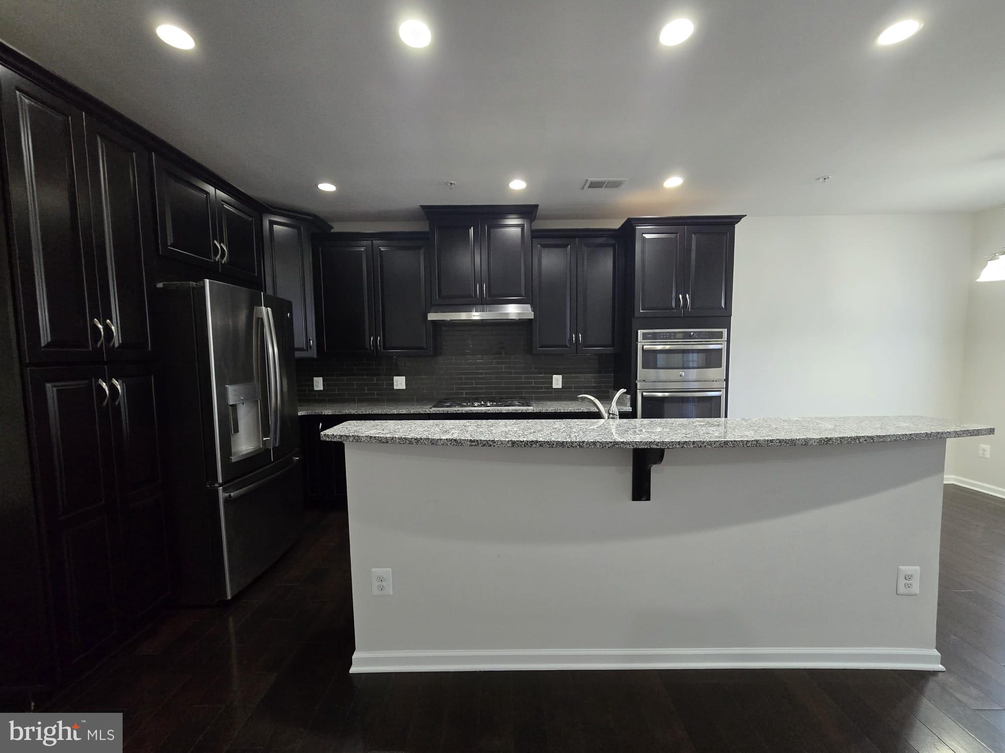 BUCKINGHAM AT LOUDOUN VALLEY - Residential Lease