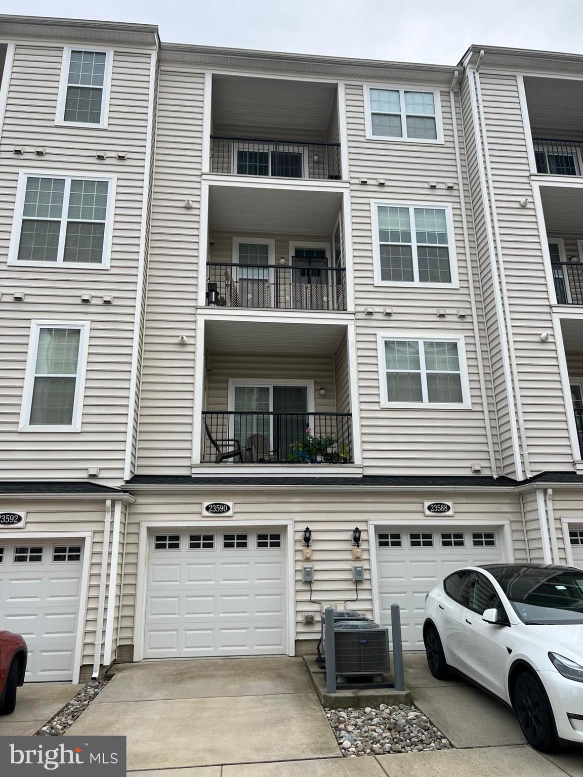 BUCKINGHAM AT LOUDOUN VALLEY - Residential Lease