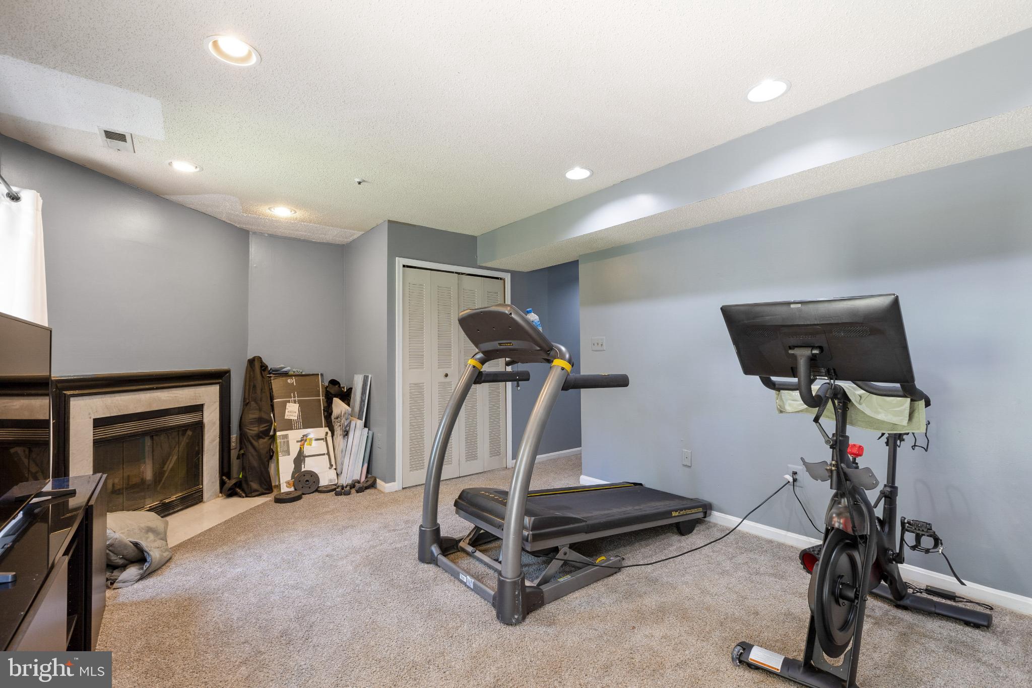 FOUNDERS WOODS PLAT 2 - Residential Lease