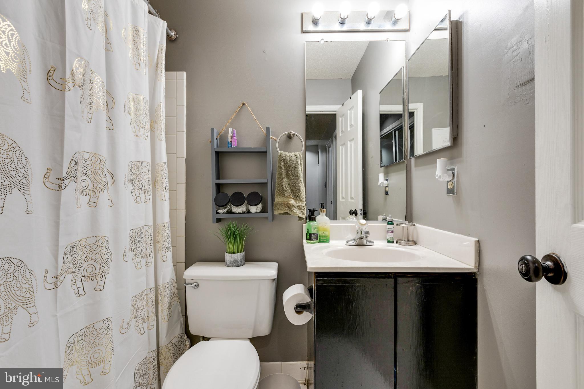 FOUNDERS WOODS PLAT 2 - Residential Lease