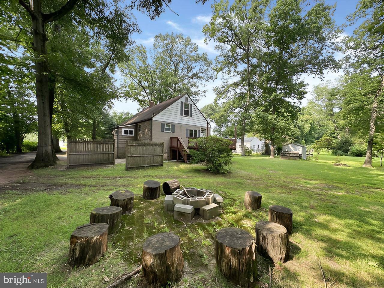 268 SLOAN AVENUE