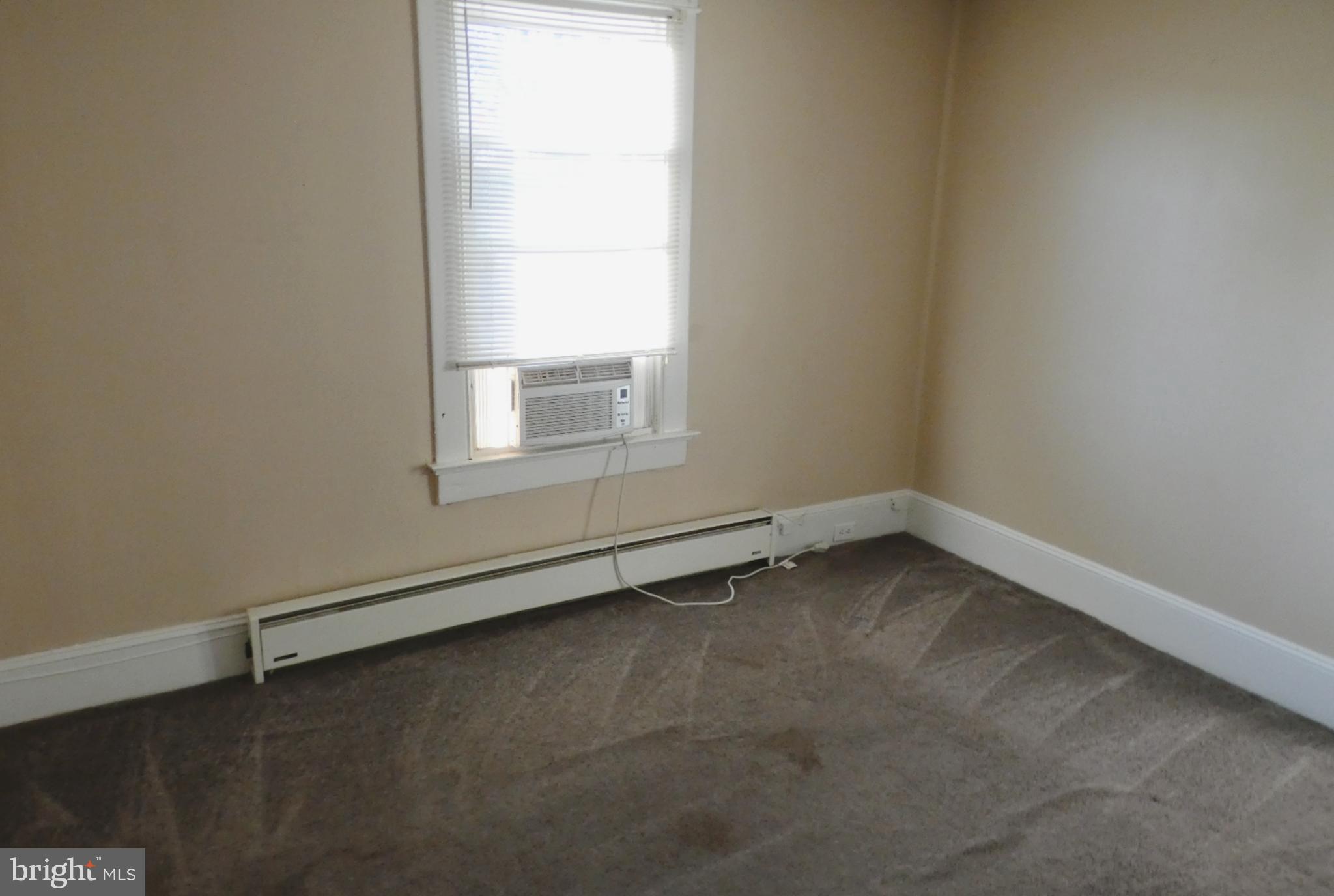 TOWN OF COLONIAL BEACH - Residential Lease