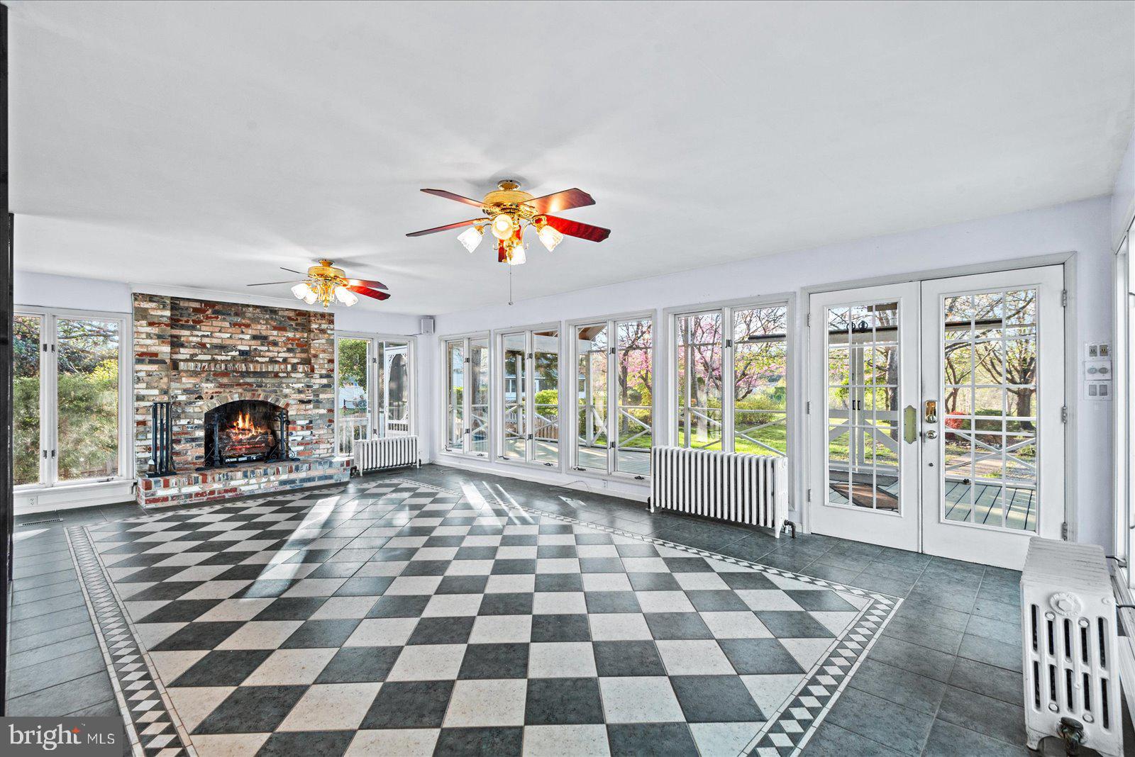 BOWLING GREEN - Residential