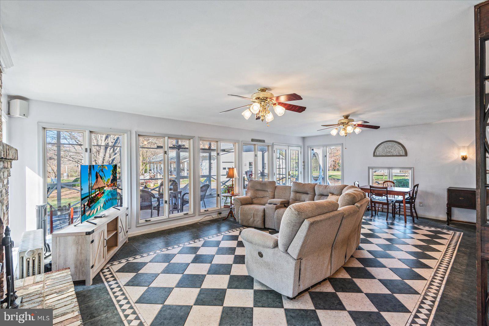 BOWLING GREEN - Residential