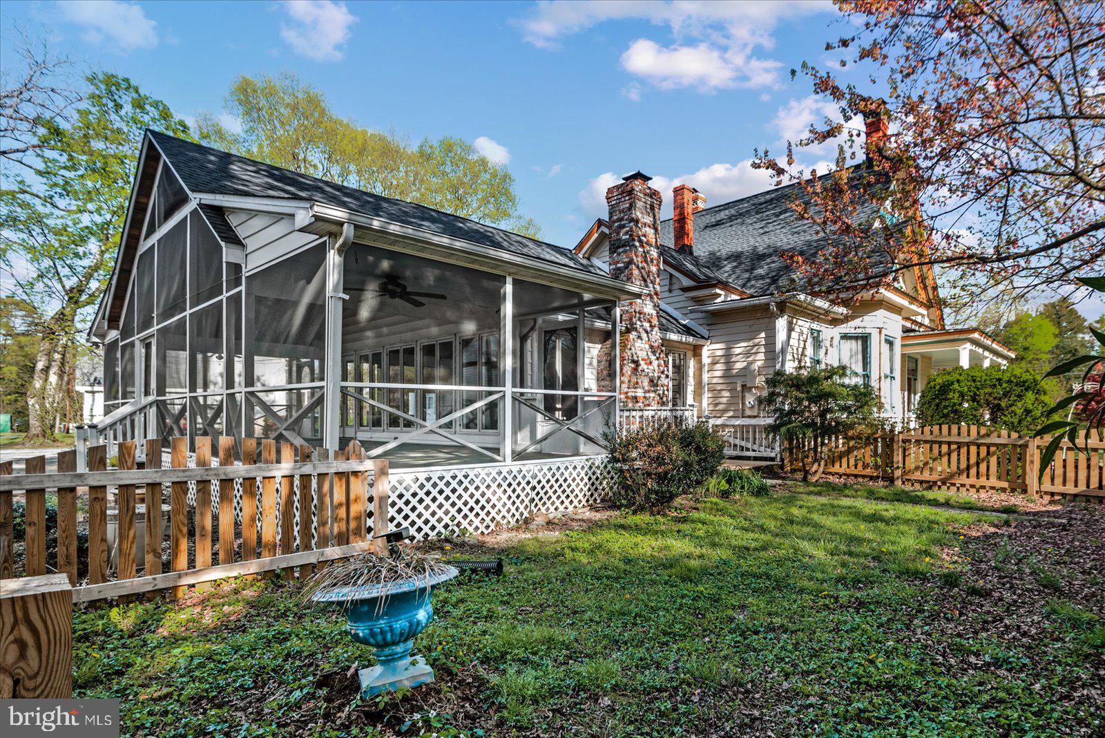 BOWLING GREEN - Residential