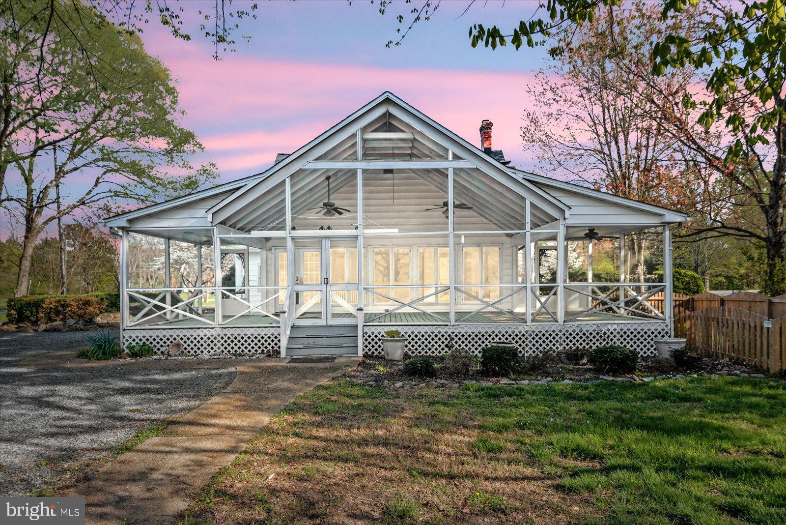 BOWLING GREEN - Residential