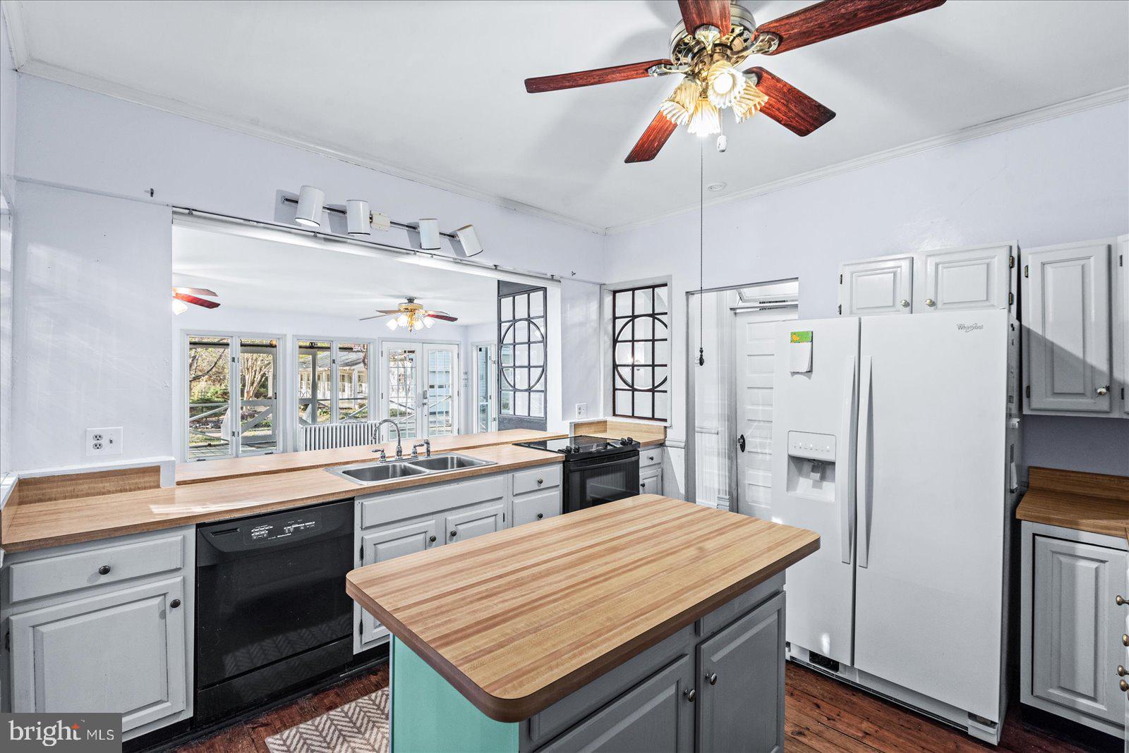 BOWLING GREEN - Residential