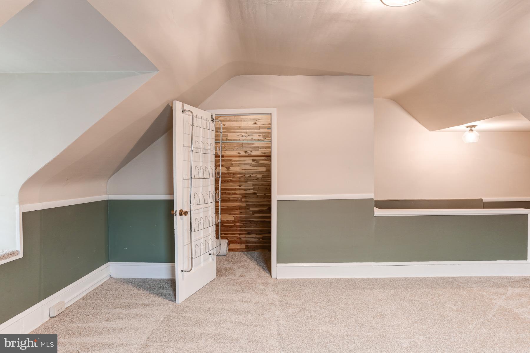 WEST END OF CITY - Residential