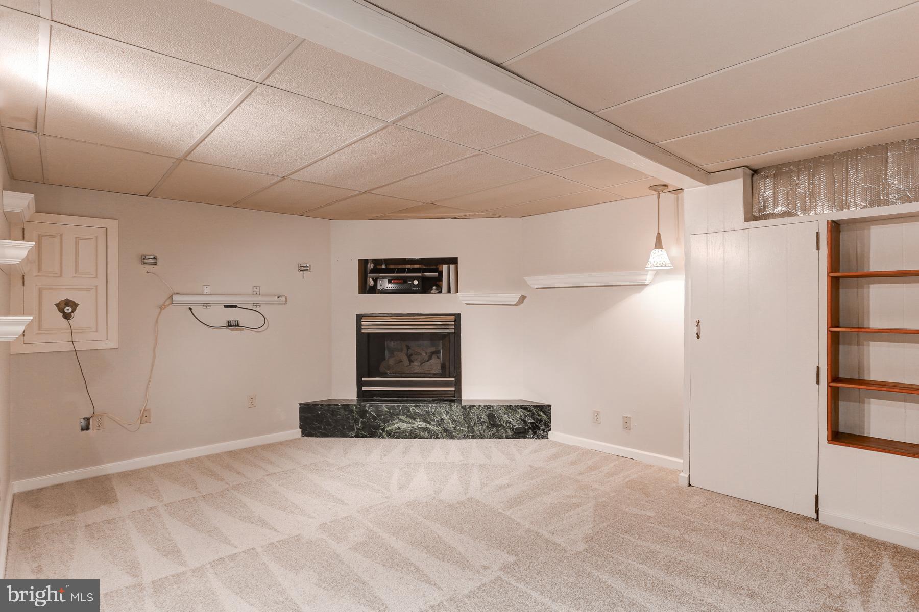 WEST END OF CITY - Residential