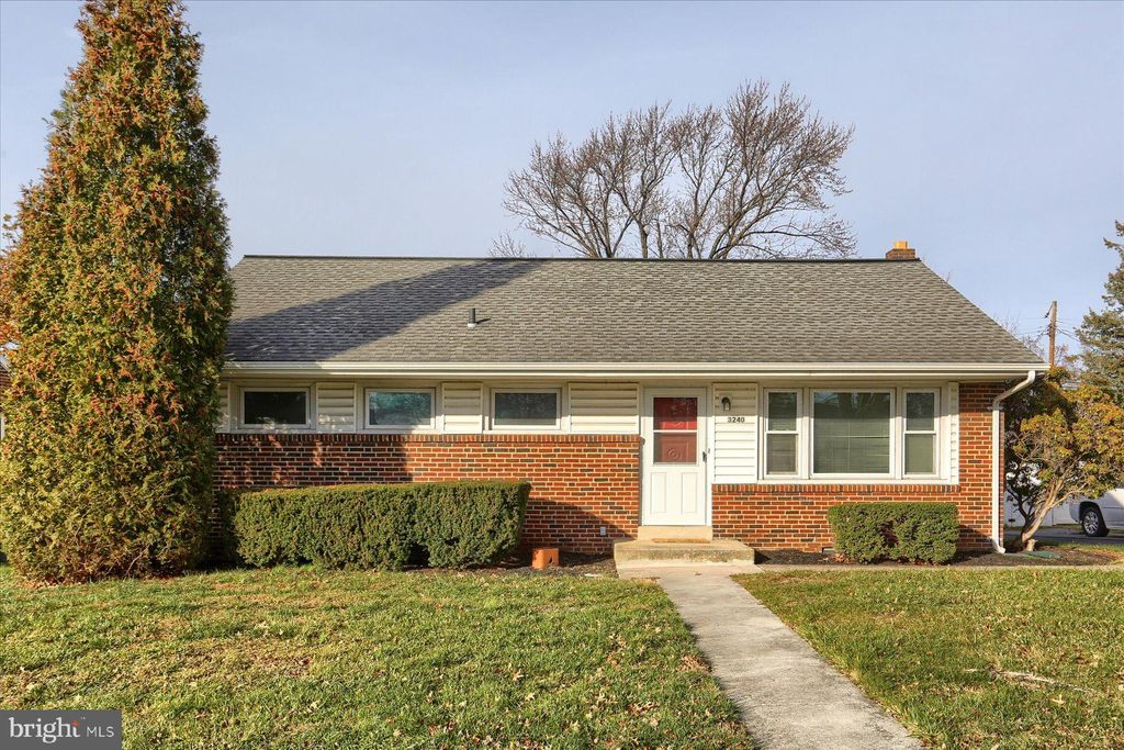 Photo of 3240 Cloverfield Road, HARRISBURG, PA 17109 (MLS # PADA2051898)