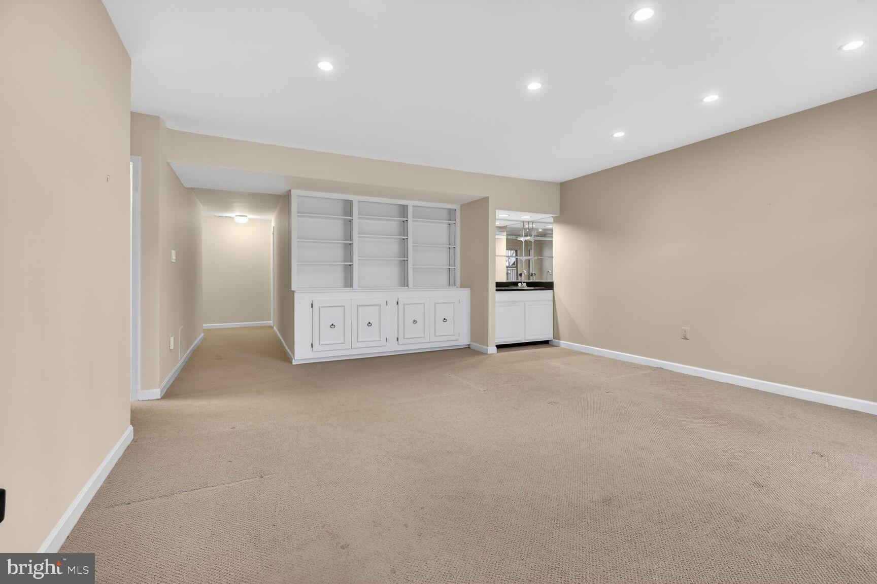 CHADSBERRY - Residential