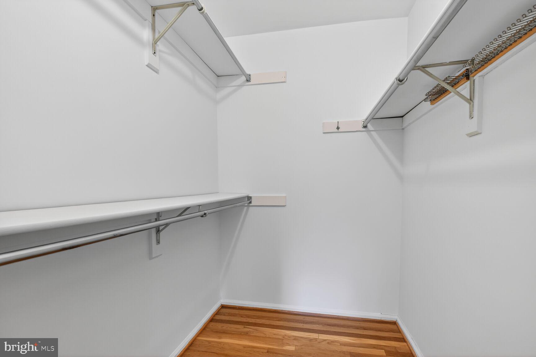 CHADSBERRY - Residential