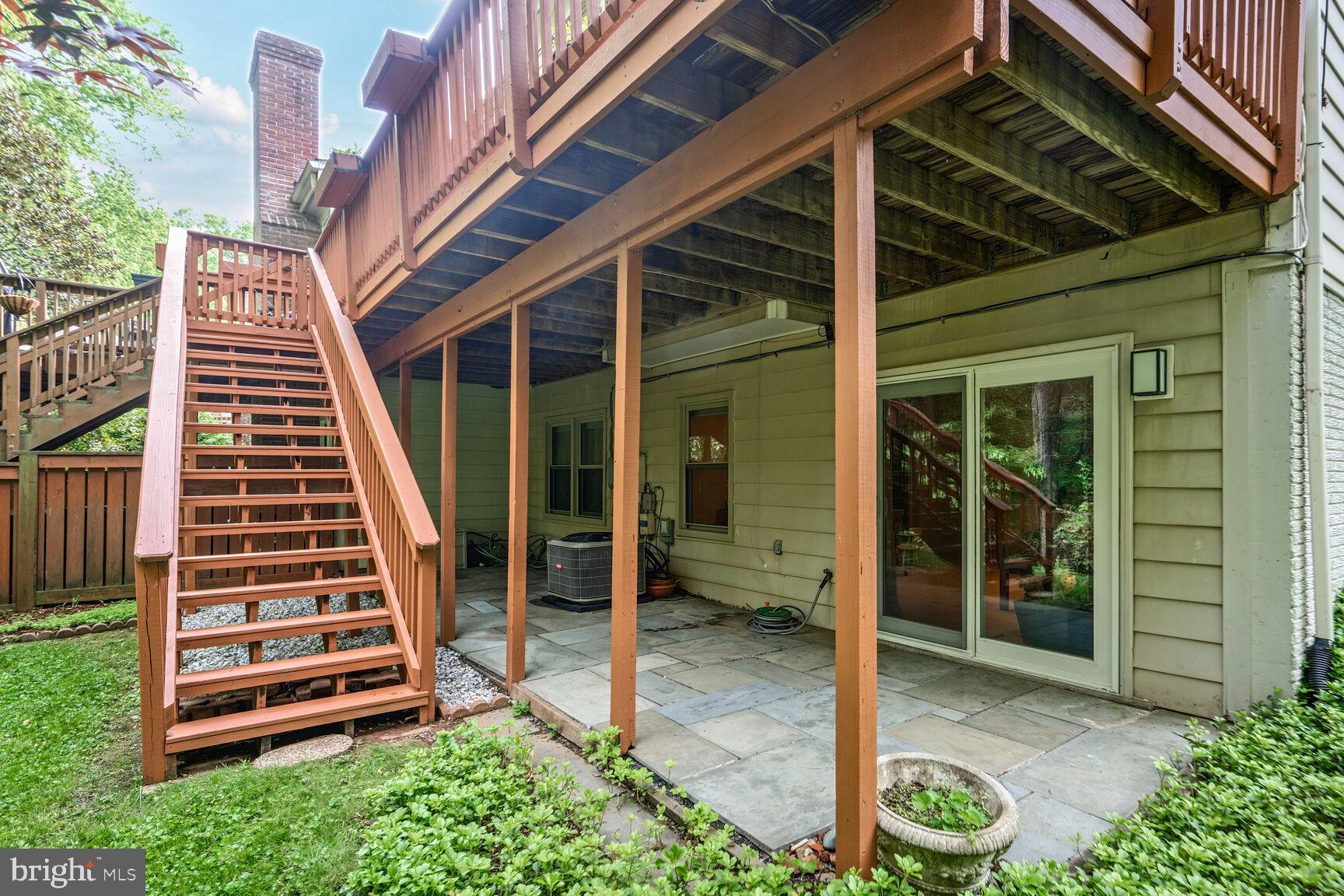 CHADSBERRY - Residential