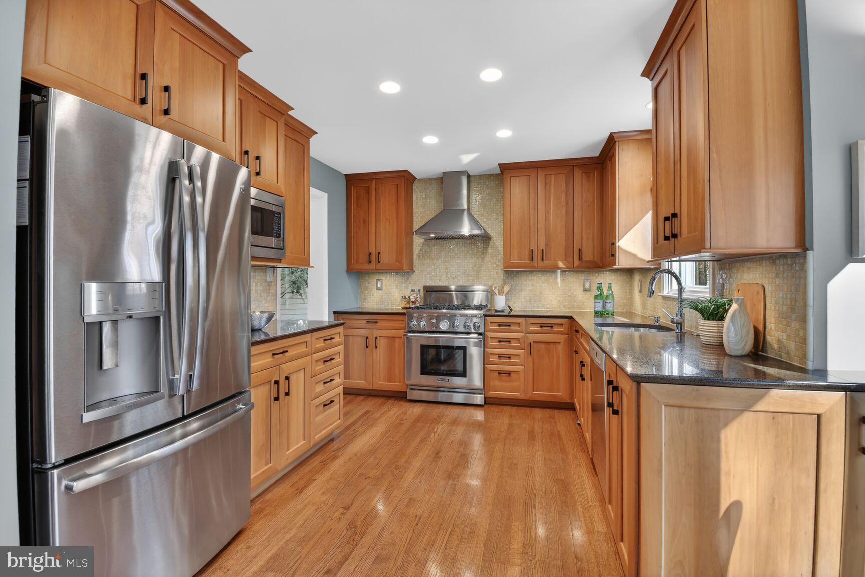 CHADSBERRY - Residential