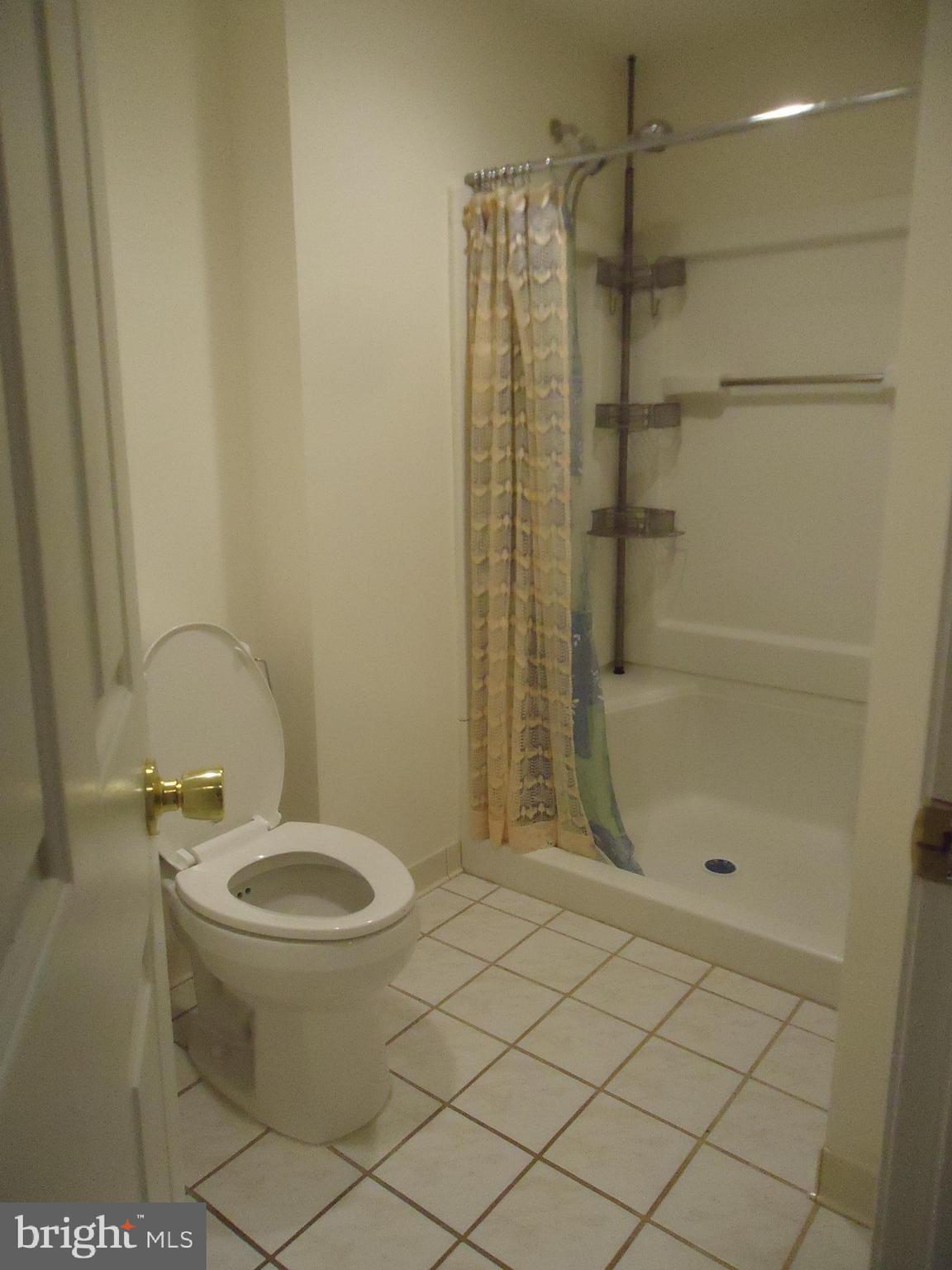 NEW GATE - Residential Lease