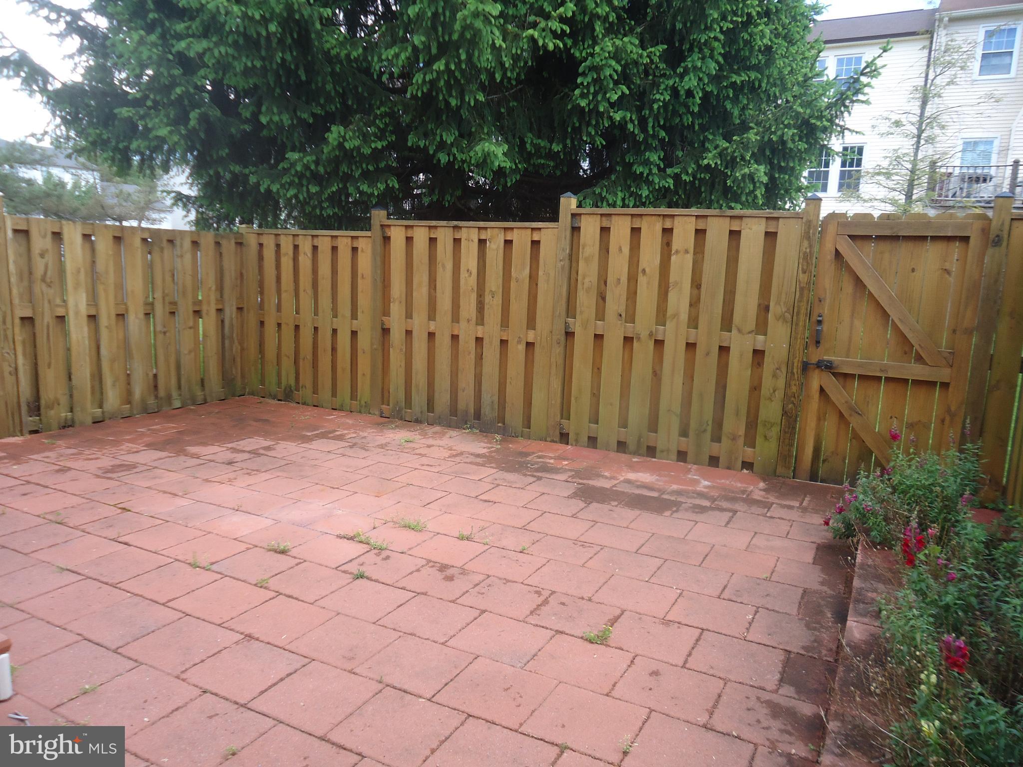 NEW GATE - Residential Lease