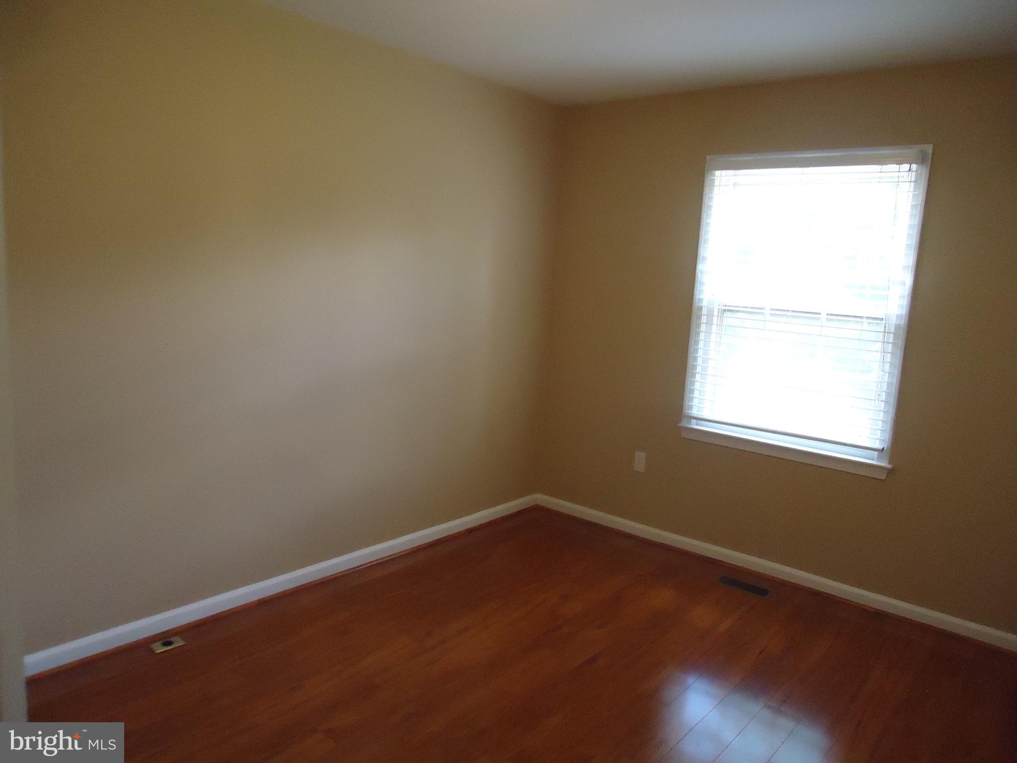 NEW GATE - Residential Lease