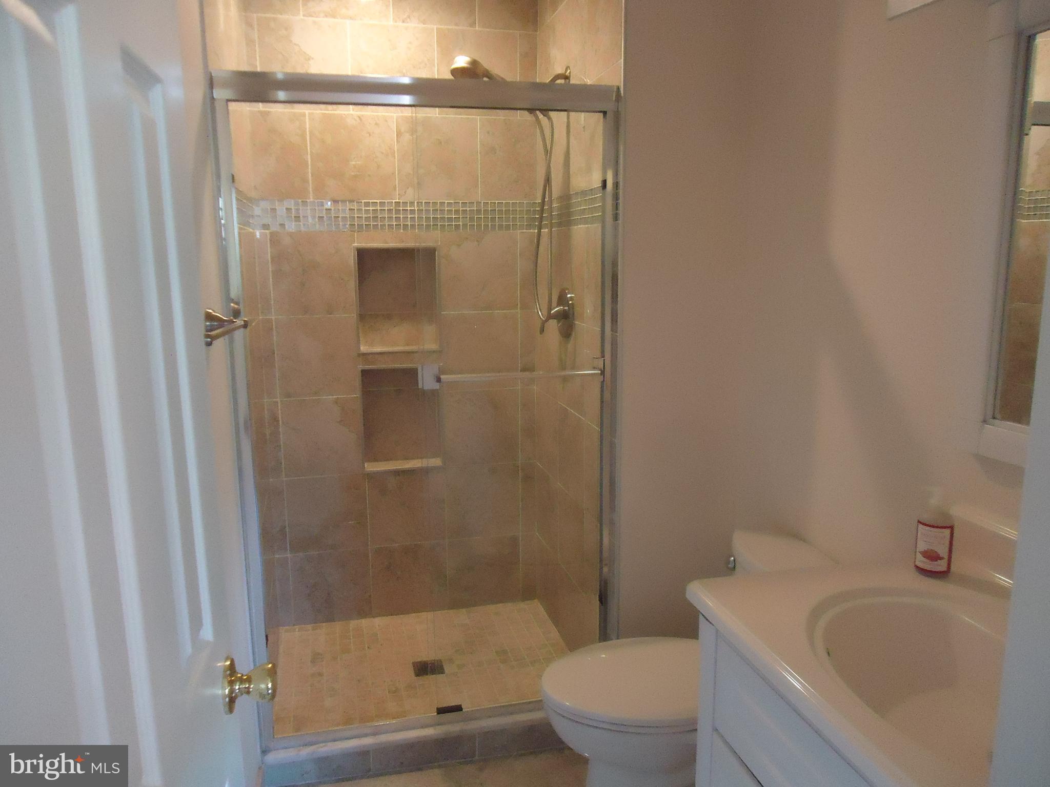 NEW GATE - Residential Lease