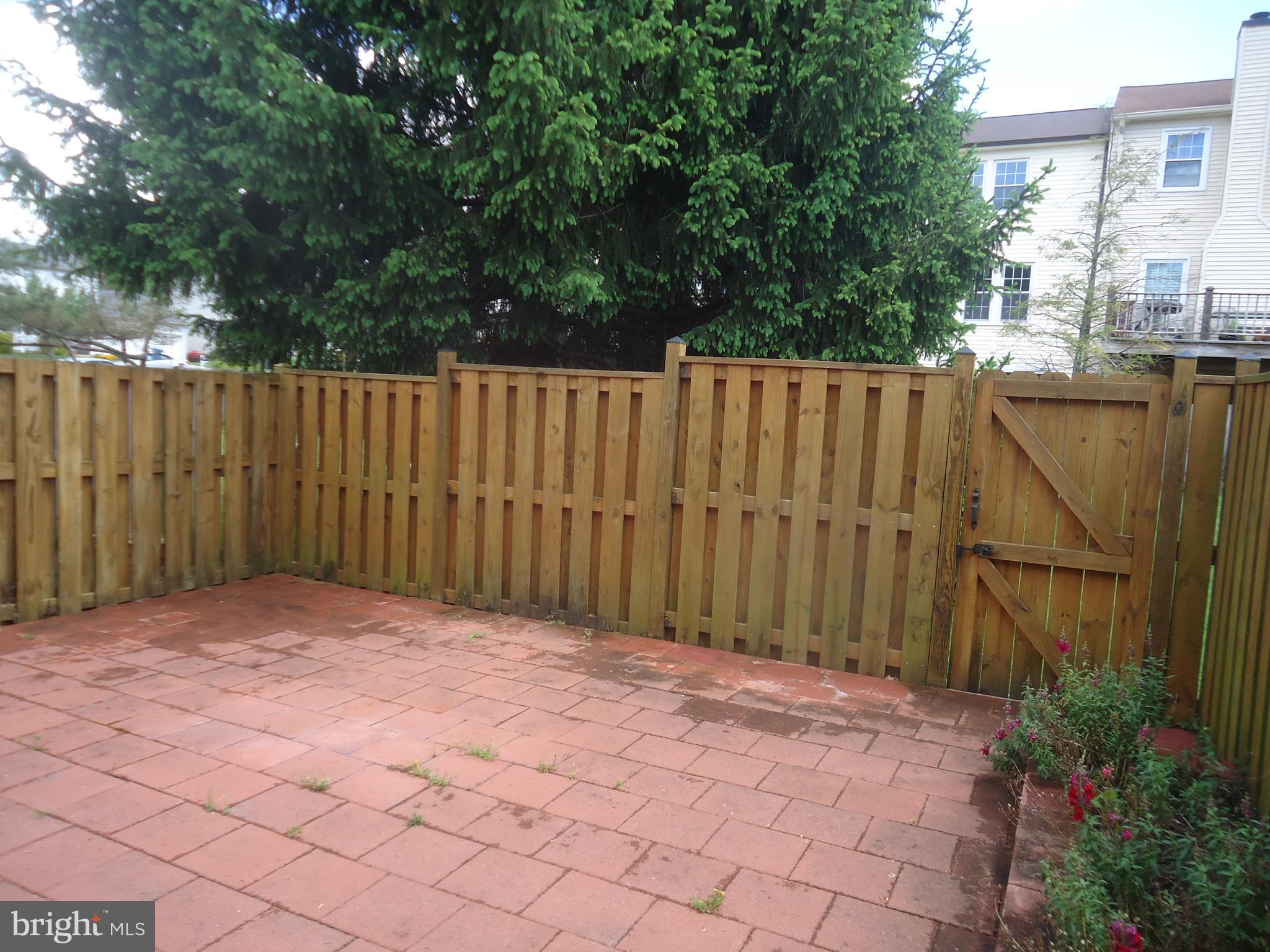 NEW GATE - Residential Lease