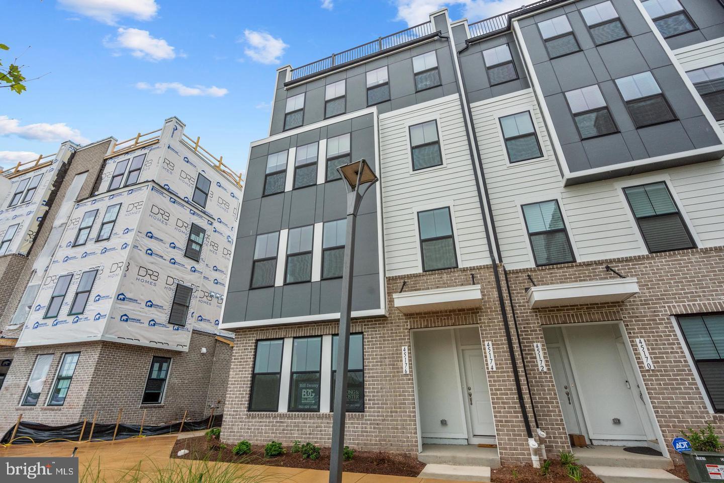 KINCORA - Residential Lease