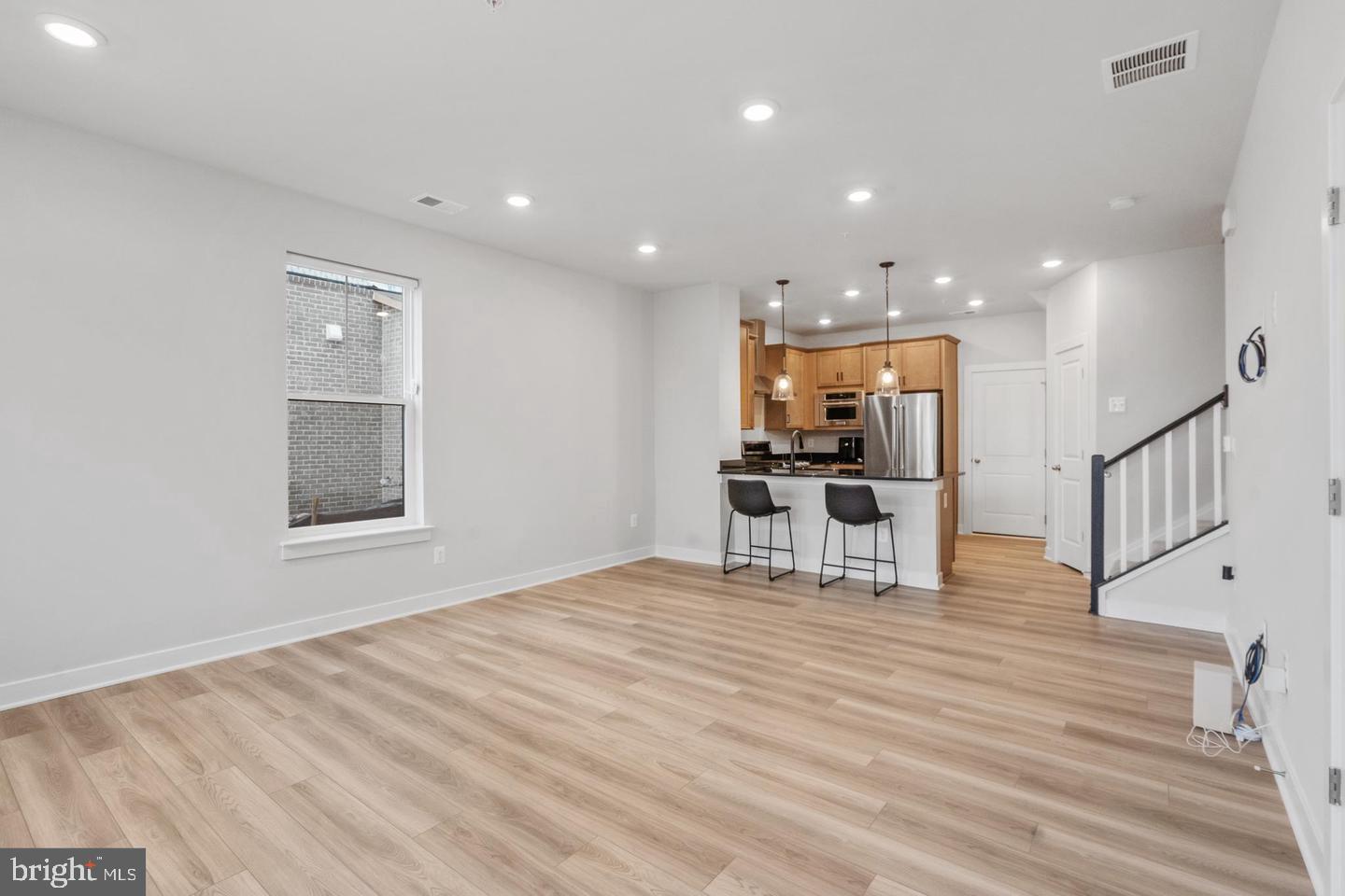 KINCORA - Residential Lease