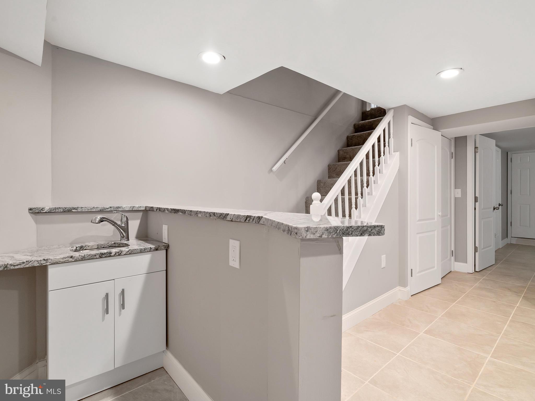 NORTHWOOD - Residential