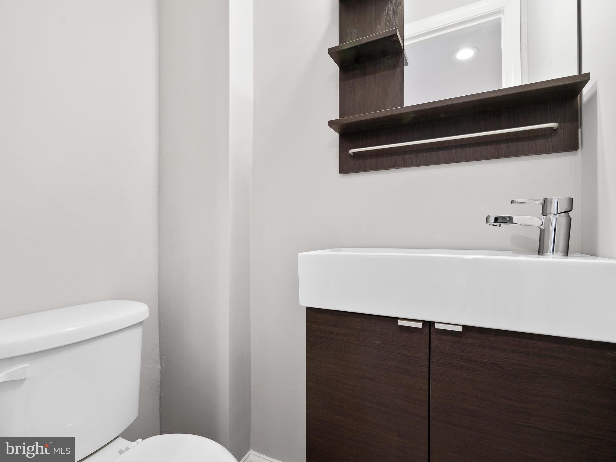 NORTHWOOD - Residential