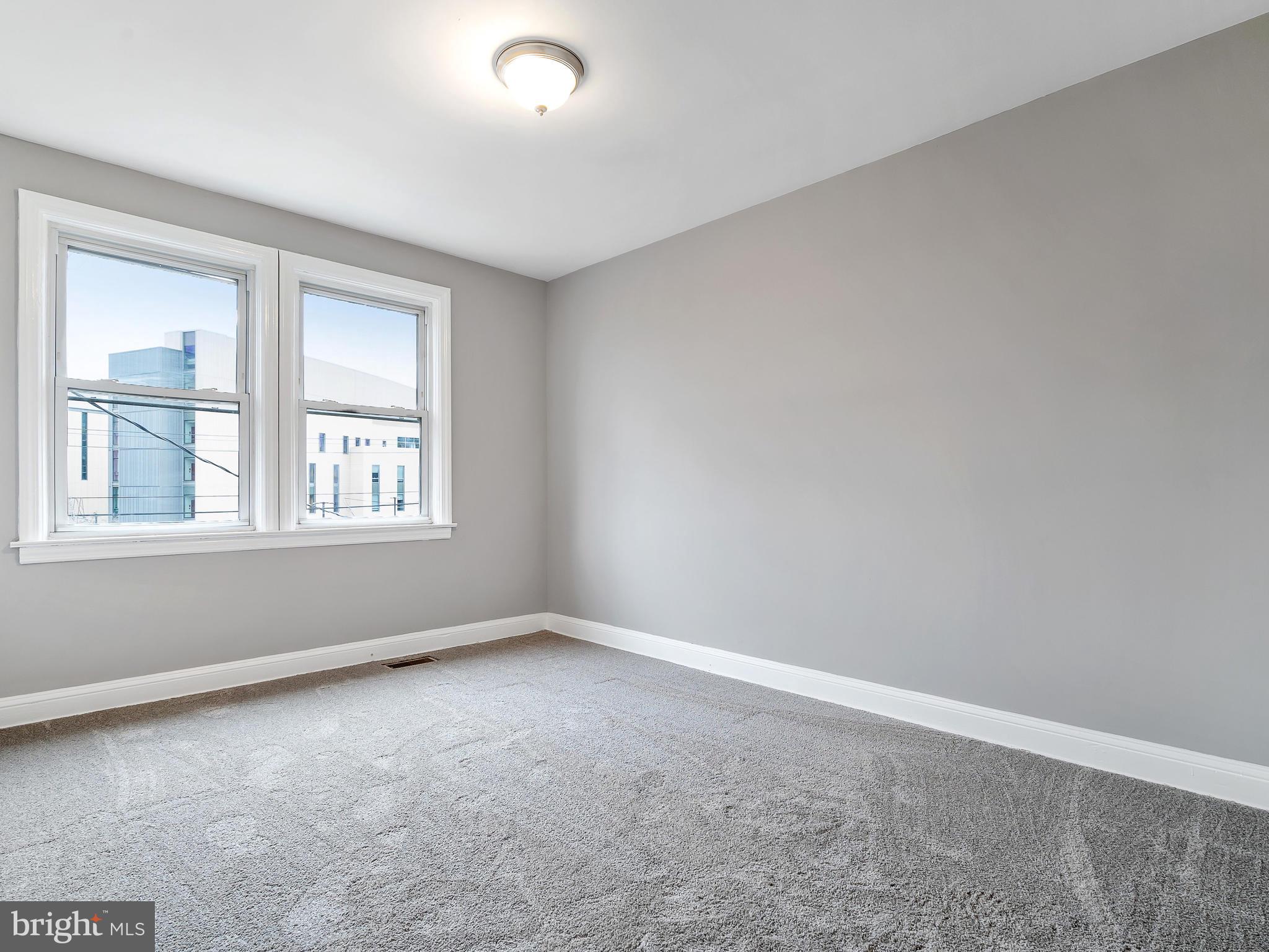 NORTHWOOD - Residential