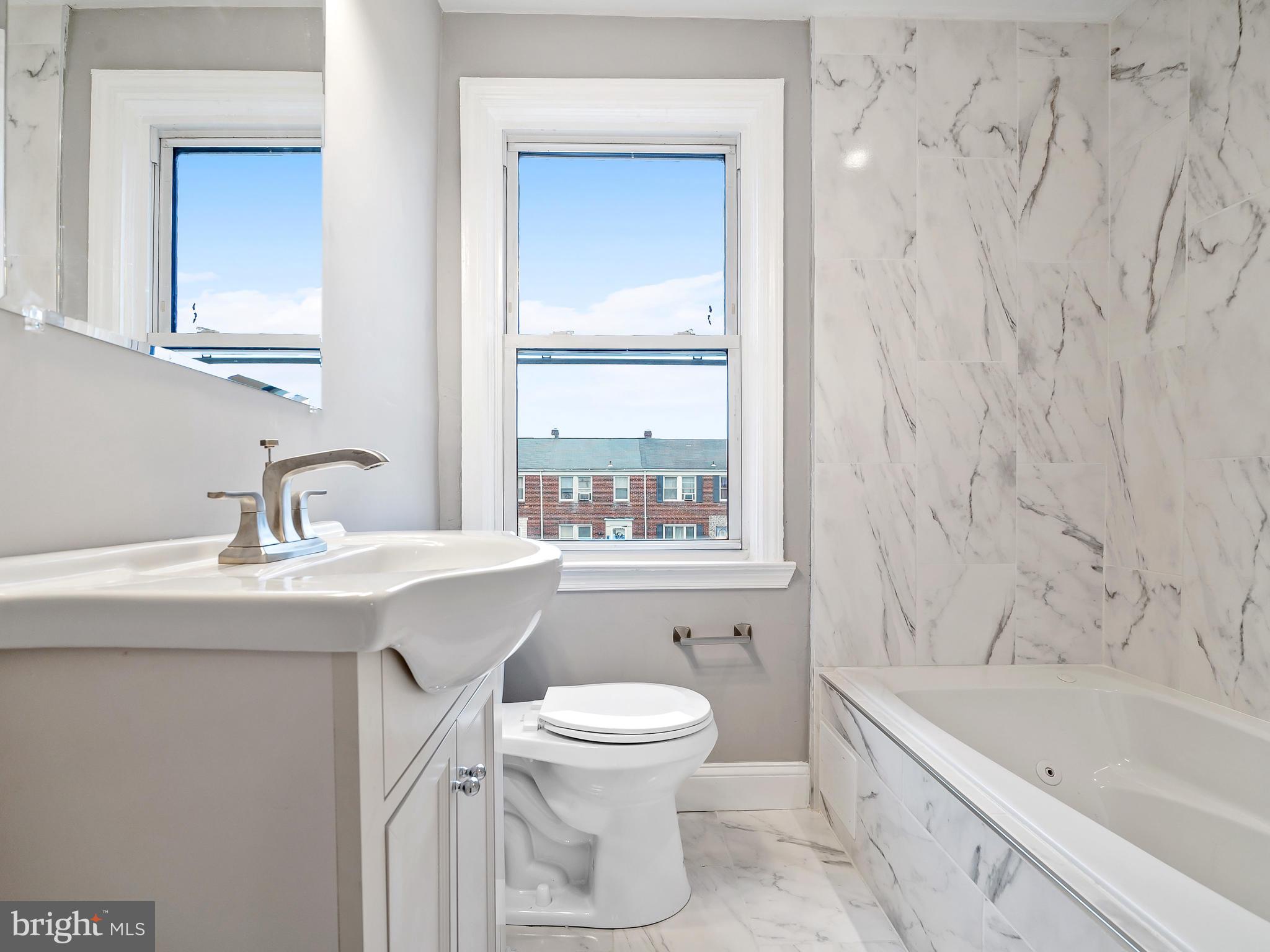 NORTHWOOD - Residential