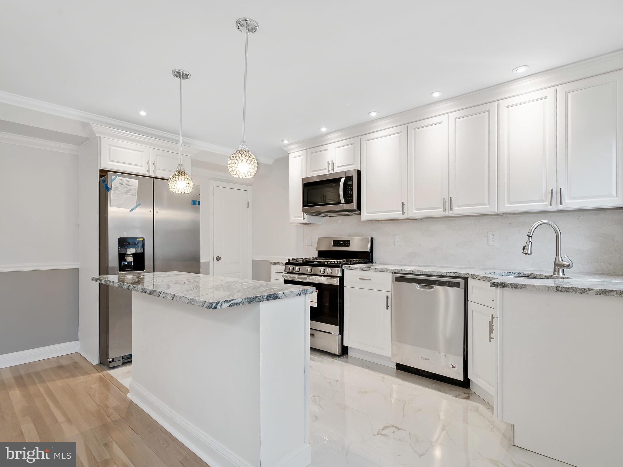 NORTHWOOD - Residential