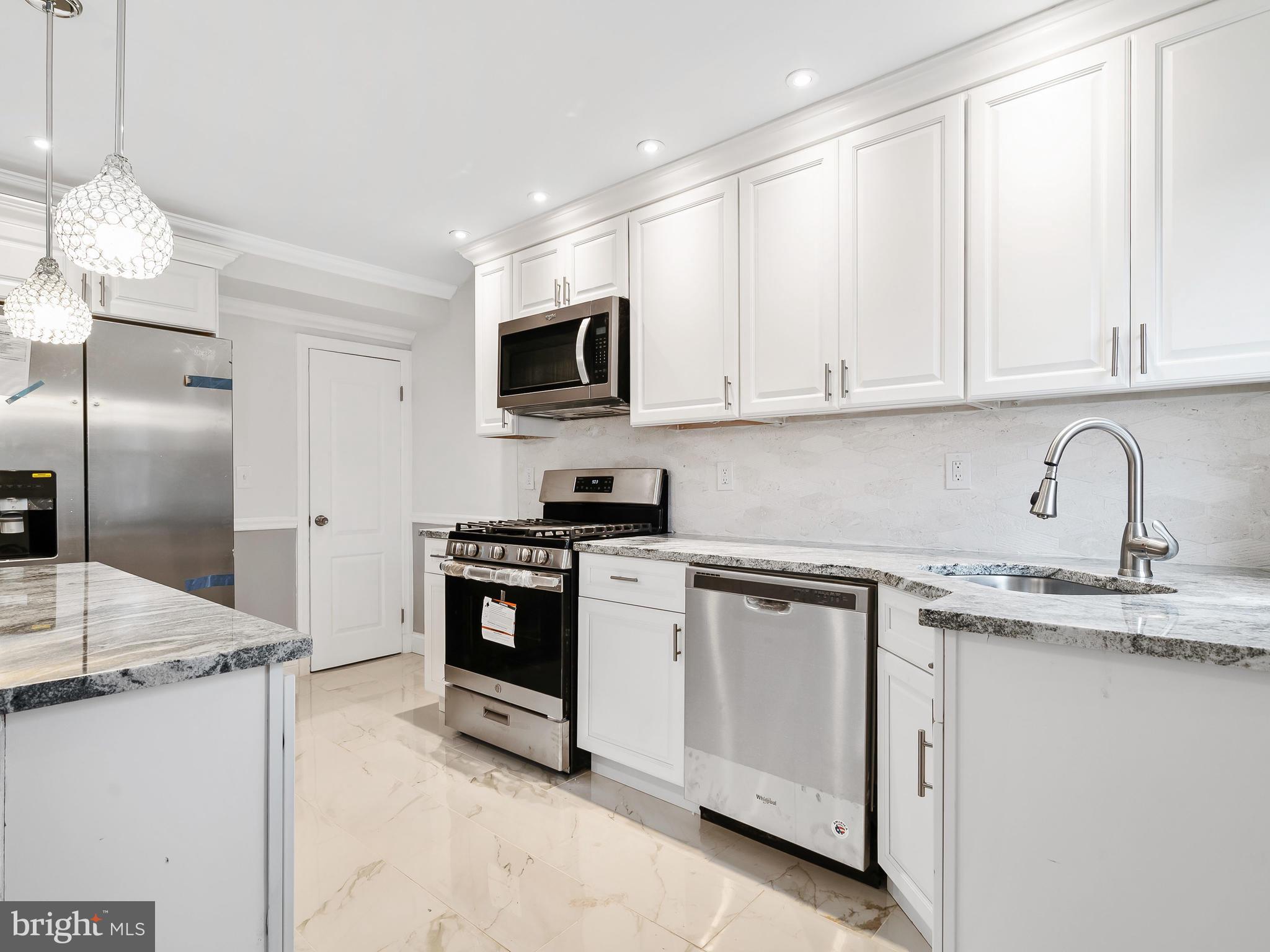 NORTHWOOD - Residential