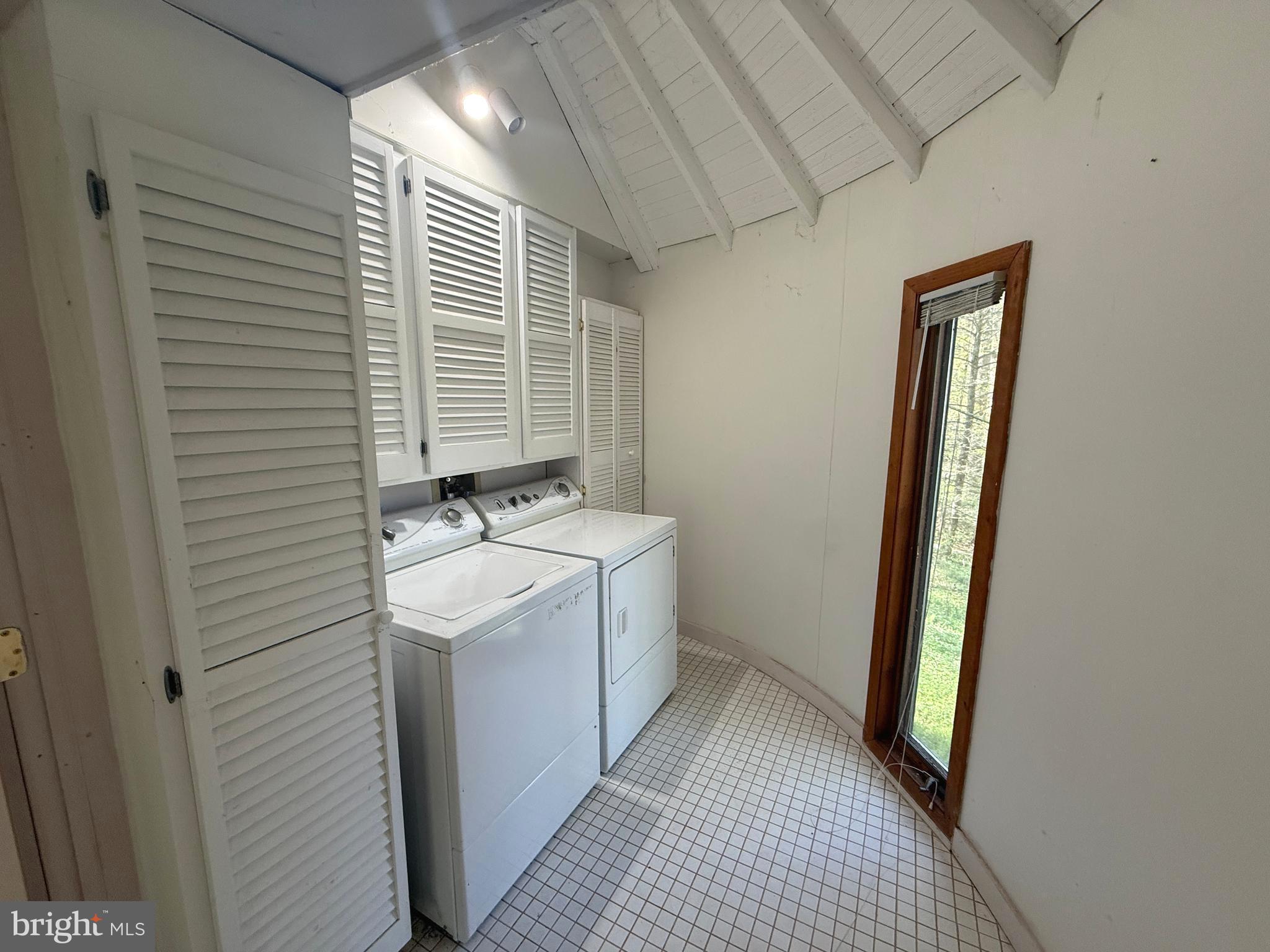 CENTER BRIDGE - Residential