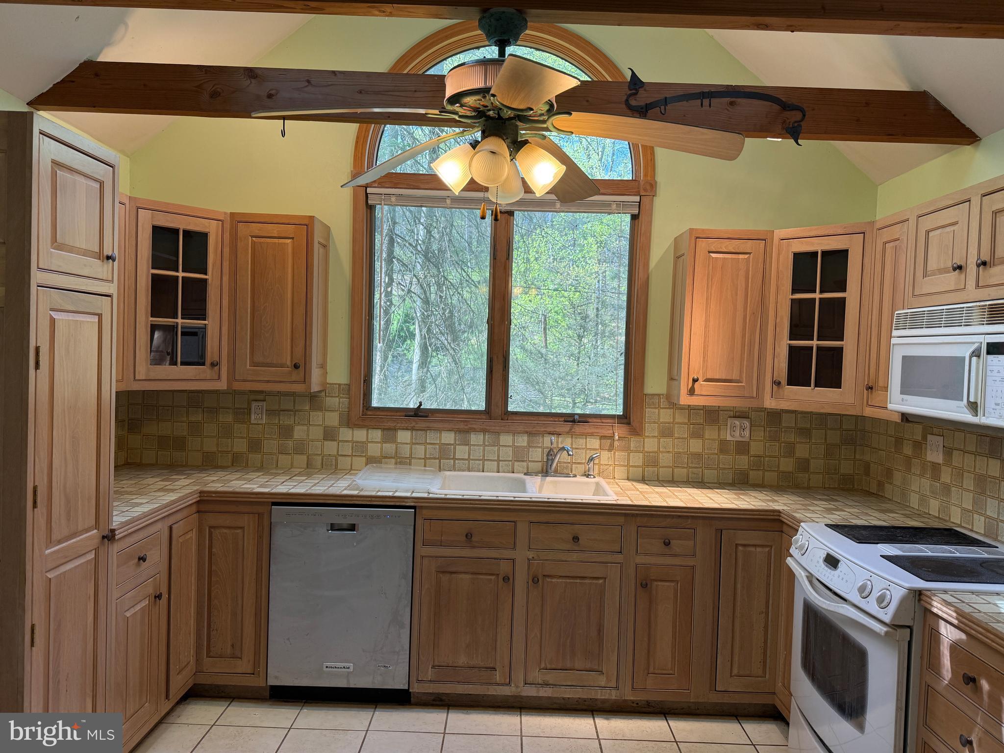 CENTER BRIDGE - Residential