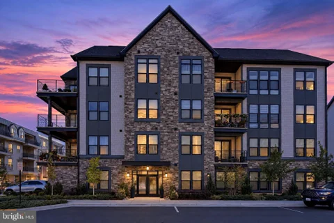 23650 Havelock Walk Terrace Unit 308, Ashburn, VA MLS: VALO2137886