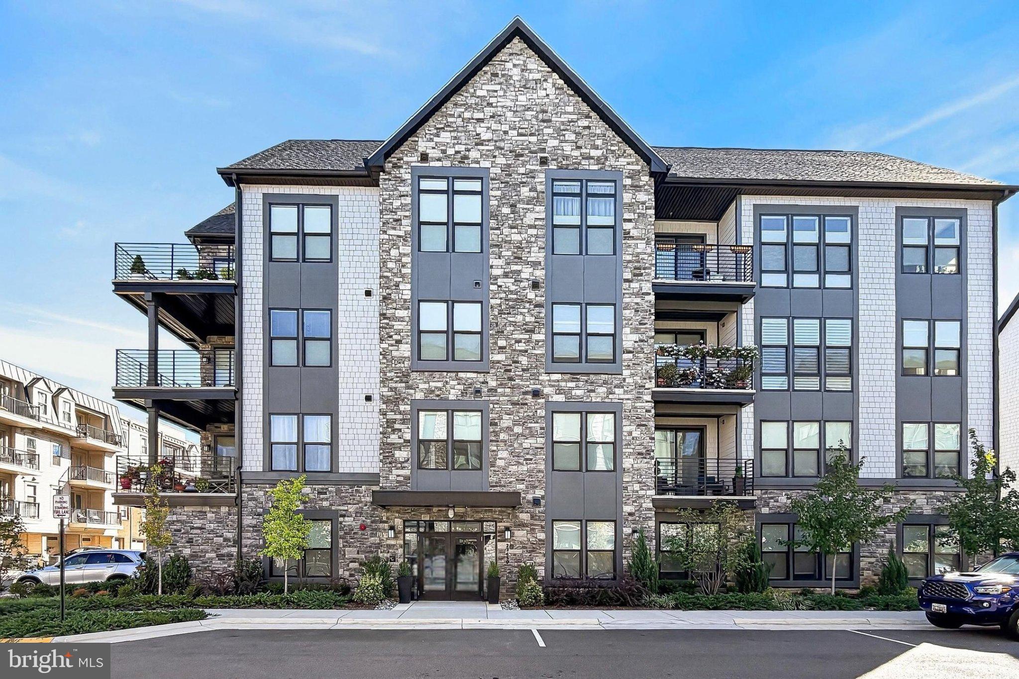 23650 HAVELOCK WALK TERRACE 308