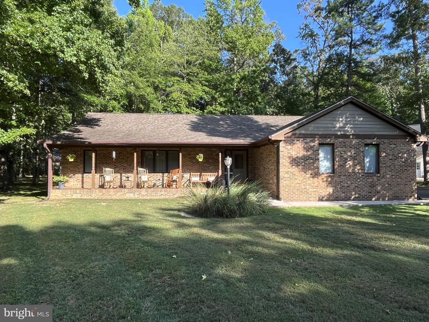 Great Community - Swan Point -  features Golf Course, Community Pool, Boat Ramp and Boat Docks.
 Open floor plan with huge Living Room / Dining Area & Kitchen. Cathedral Ceilings. Home has 9 ceiling fans. Remodeled primary bath with huge shower area. Large rooms. 3 Bedrooms, 2 .5 baths. Home shows very well.  
 Renovated home with many updates over the past few years. Newer Roof, interior flooring, Updated Primary Bath, - crawl space encapsulation  and lots more. Enclosed porch on rear of home. 
  Community pool overlooks waterfront area. Golf Course. Tennis Courts. Club House with Golf center, restaurant & grill. Great place to live.
    Home shows very well. Extra Large Bedrooms (#1 and #2). Two full baths plus 1/2 vistor bath.