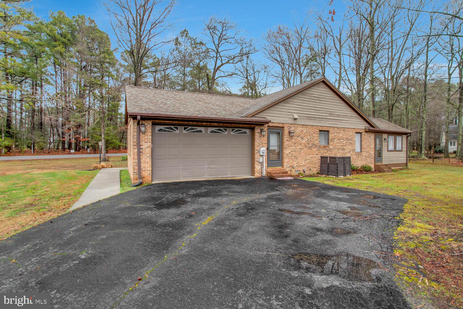 SWAN POINT - Residential