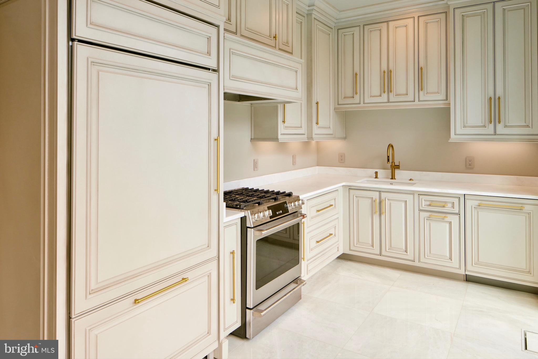 LANGLEY FARMS - Residential