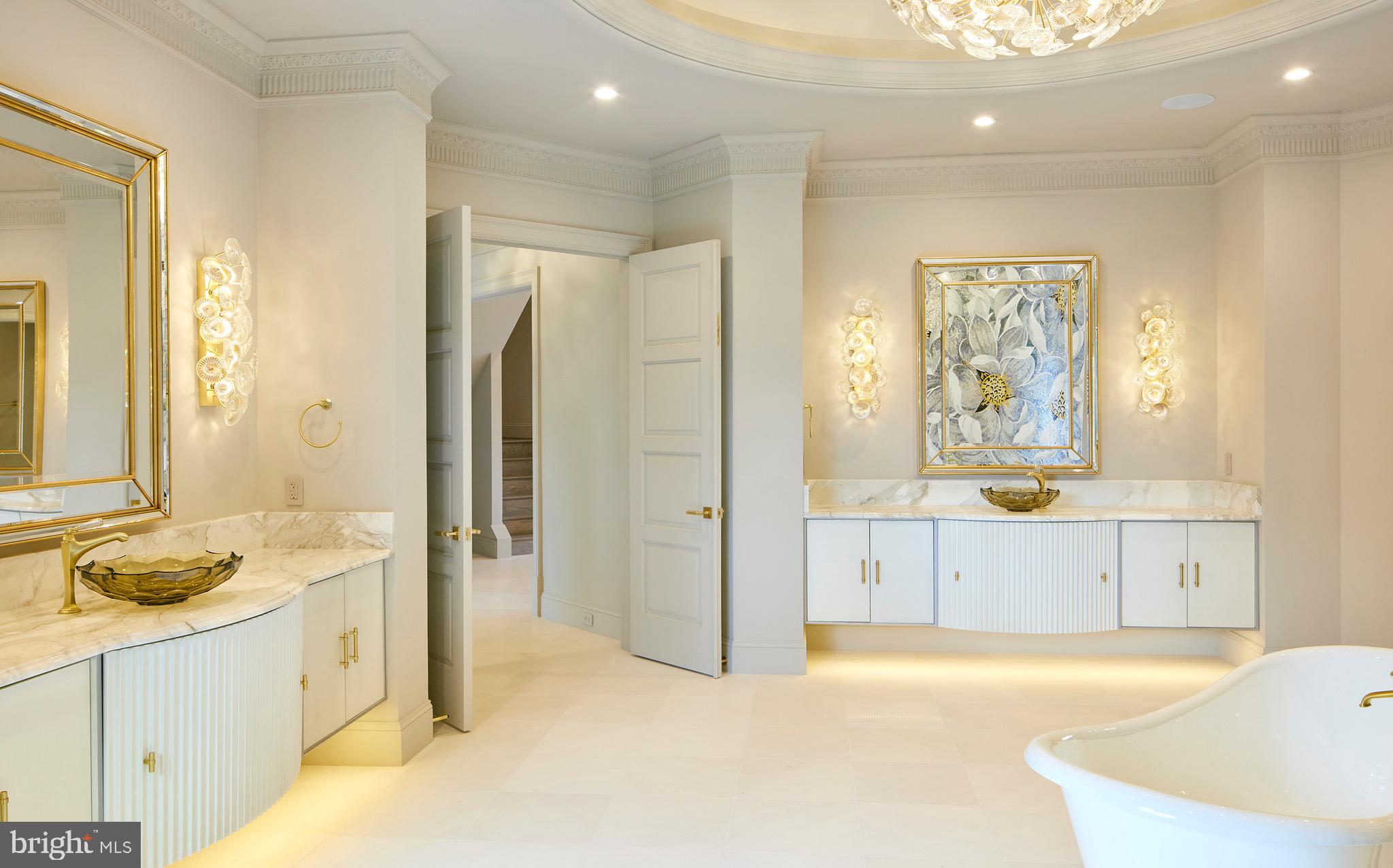 LANGLEY FARMS - Residential