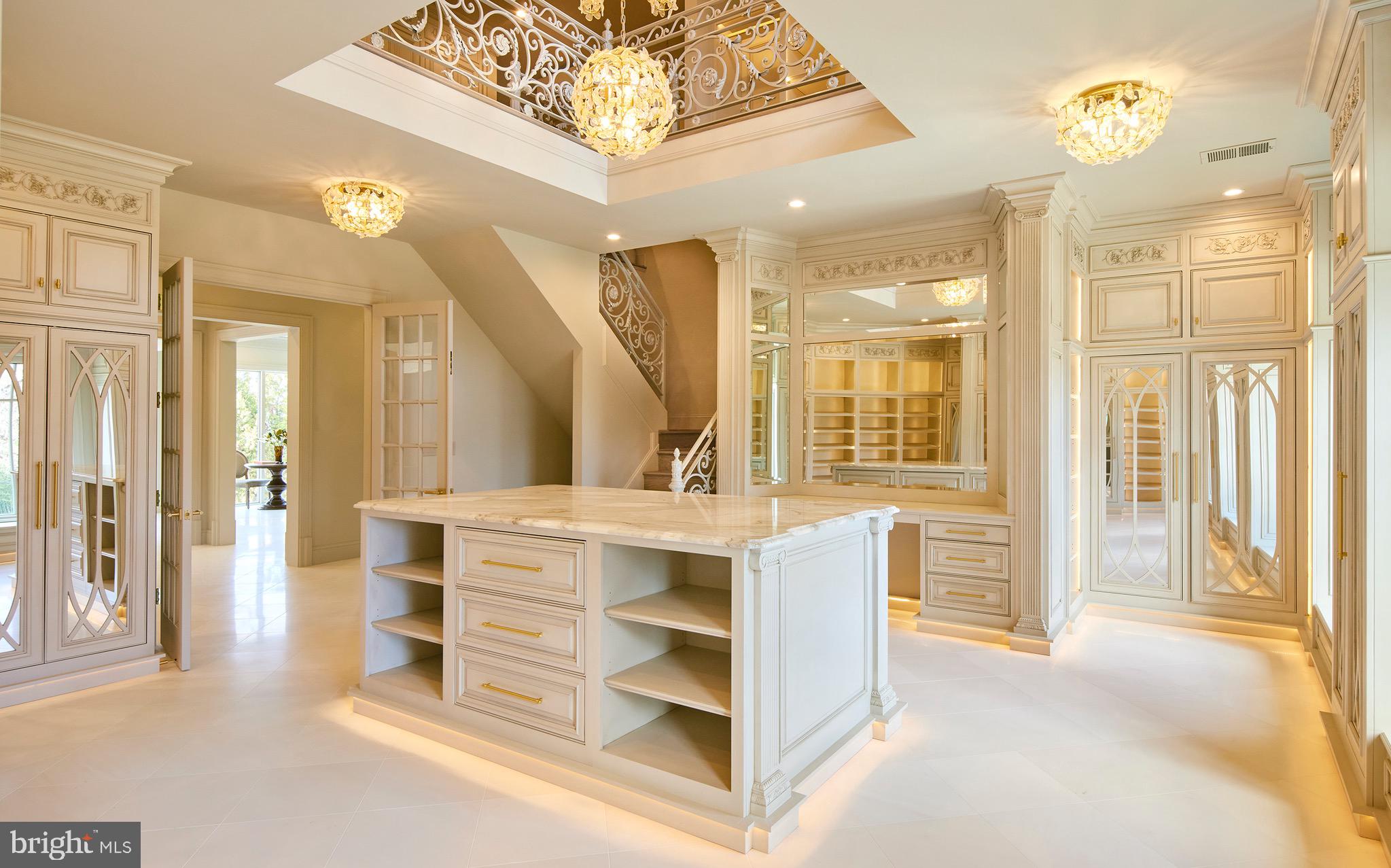 LANGLEY FARMS - Residential