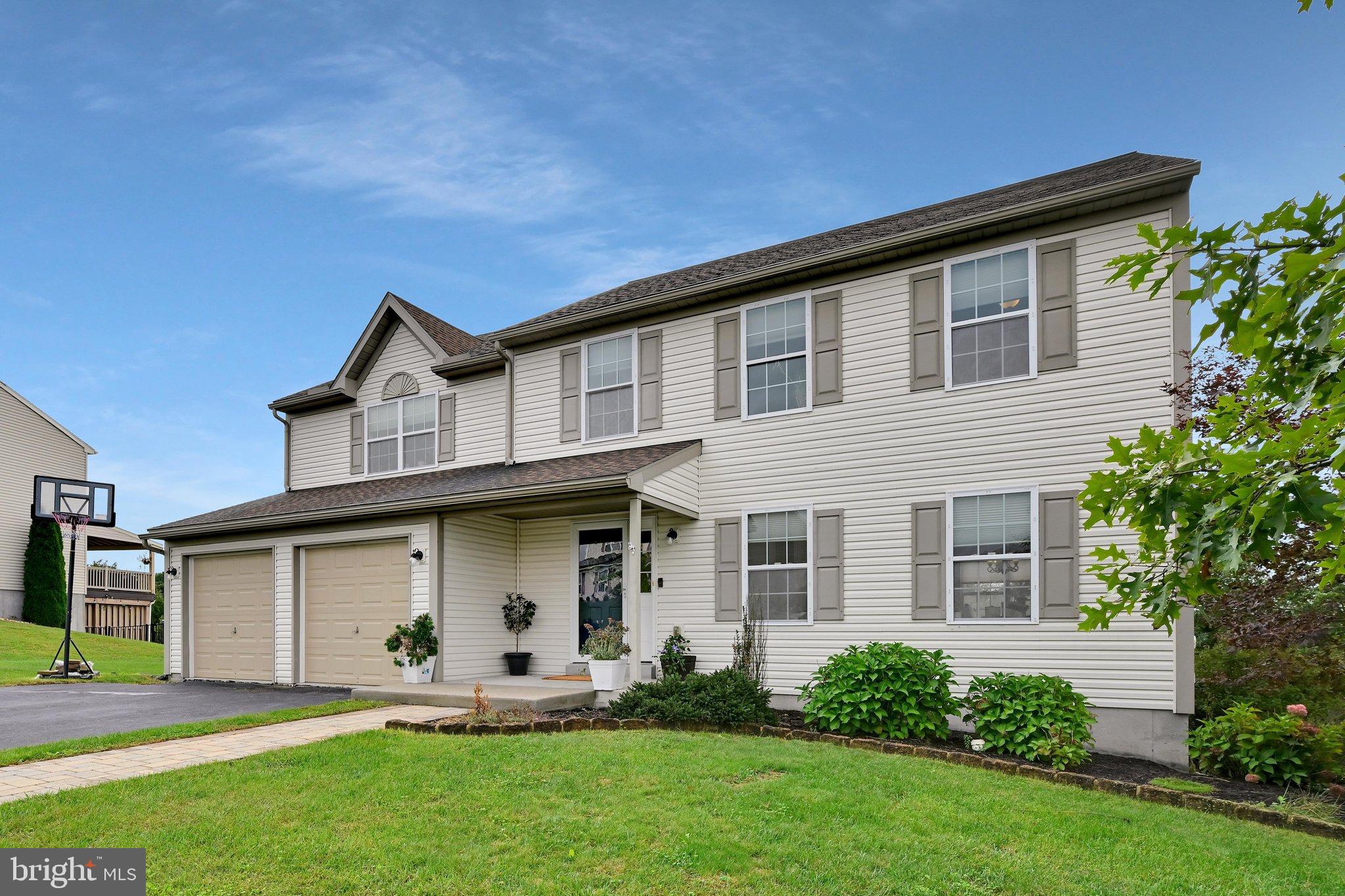 59 SUNGLO DRIVE