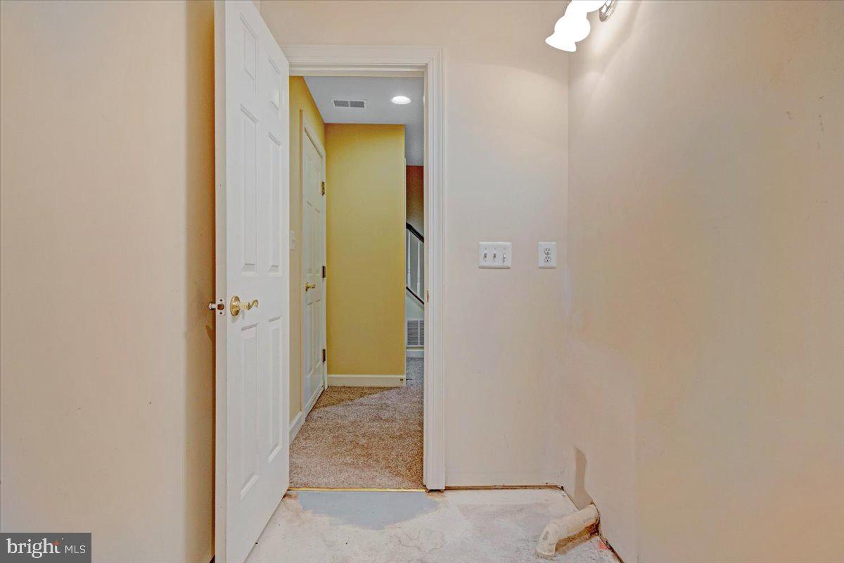 ELMWOOD - Residential