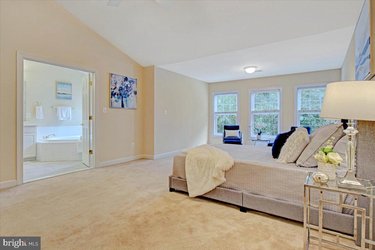 ELMWOOD - Residential