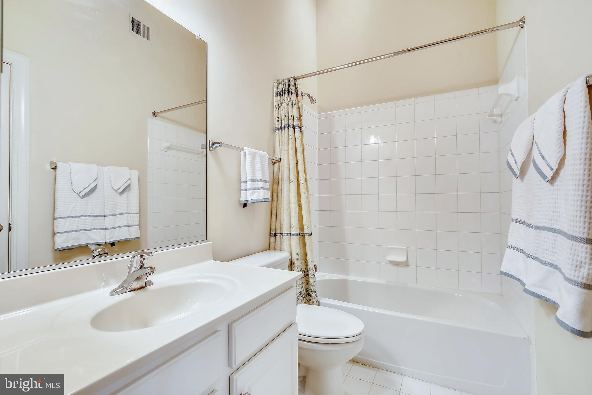 ELMWOOD - Residential