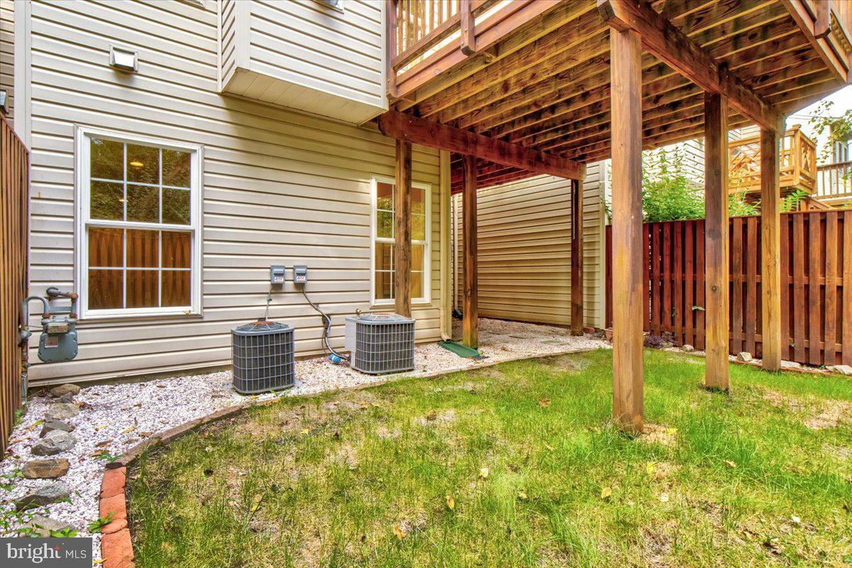 ELMWOOD - Residential