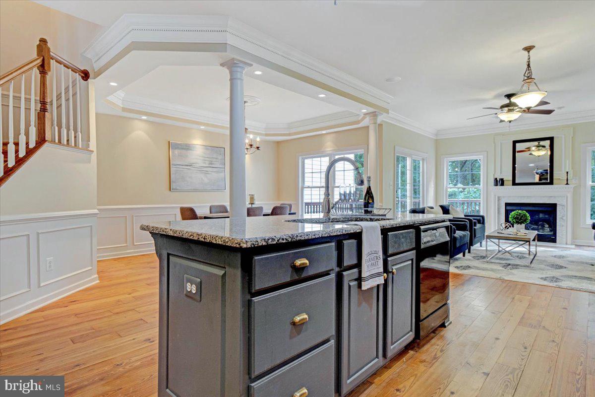 ELMWOOD - Residential