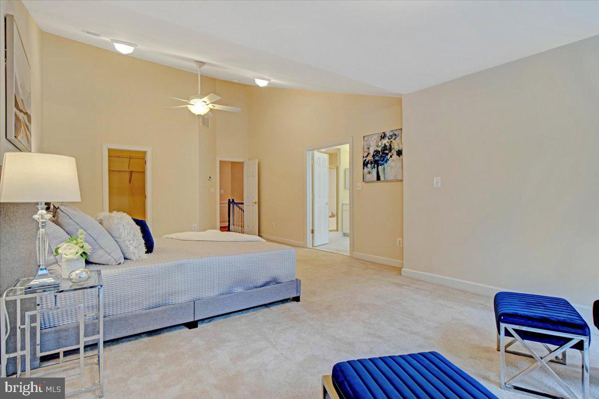 ELMWOOD - Residential