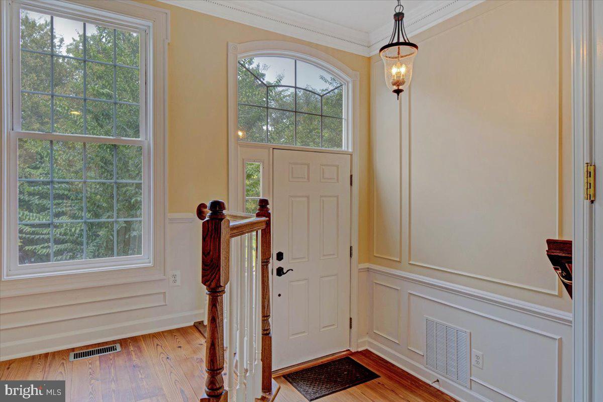 ELMWOOD - Residential