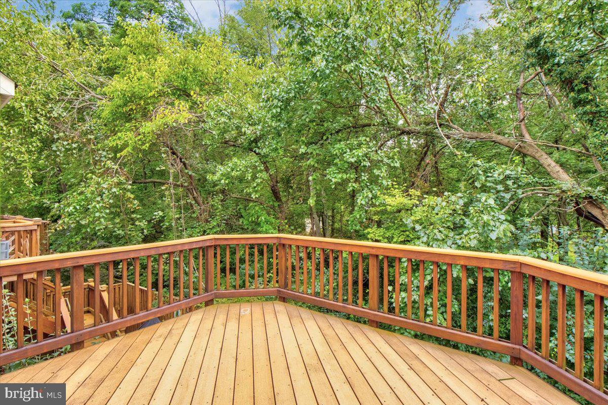 ELMWOOD - Residential